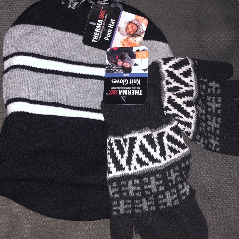 Thermal Pom hat +gloves